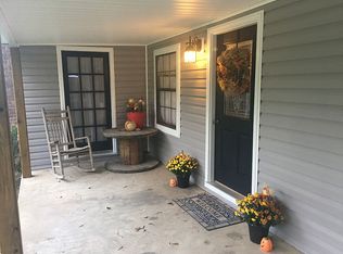 27 Bruce Bryant Rd, Laurel, MS 39443