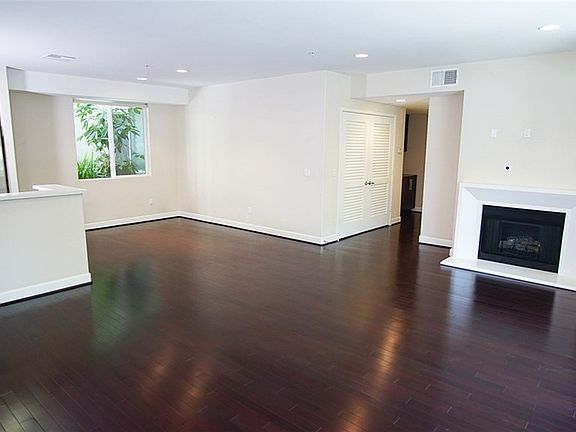 2nd image of 4644 Coldwater Canyon Ave #104