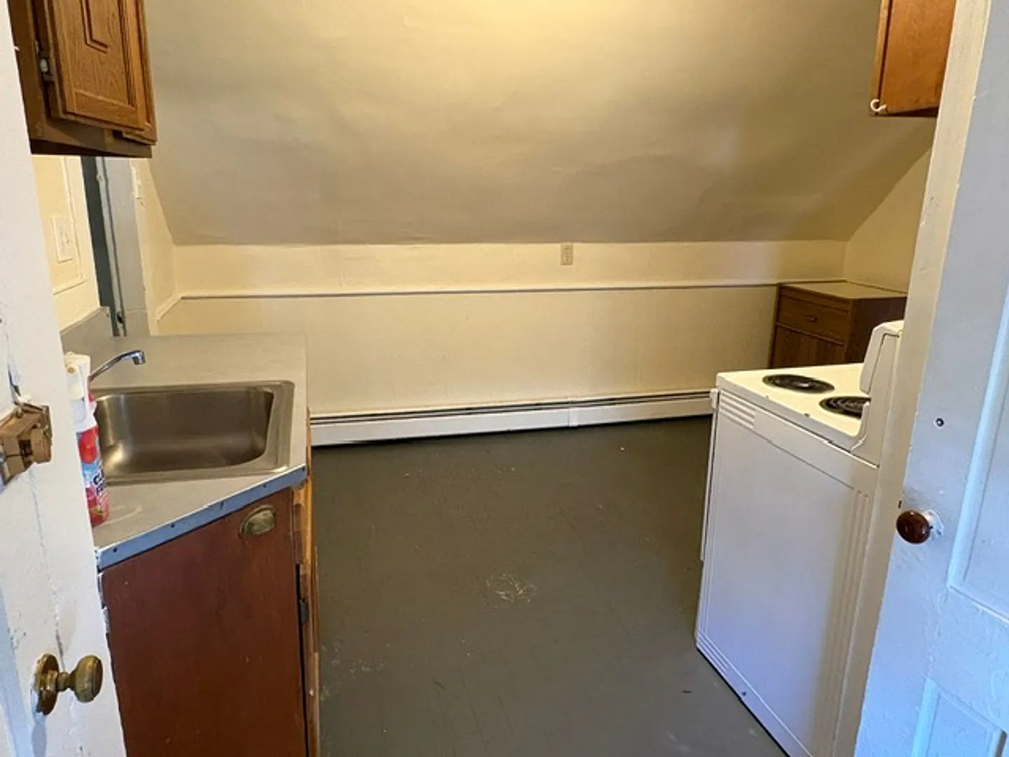 2 Bedroom 1 Bath in Keene $1,500 — Photo 4