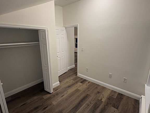 5th image of 861 Valley St #2
