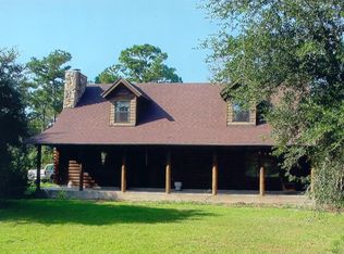 1904 Kennedy Ln, Moss Point, MS 39562