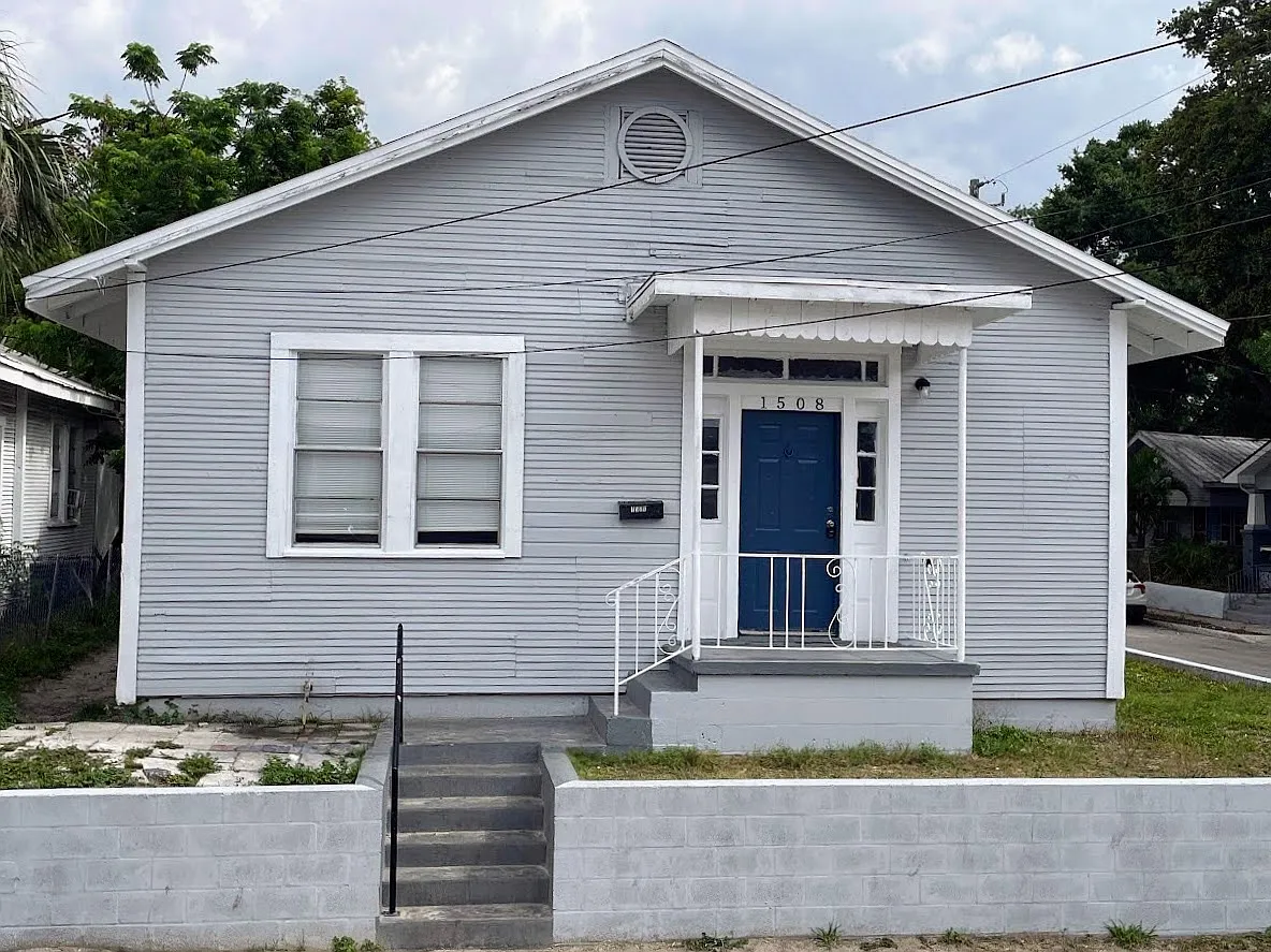 4 bed, 1400 sqft, $1,950 — Photo 2