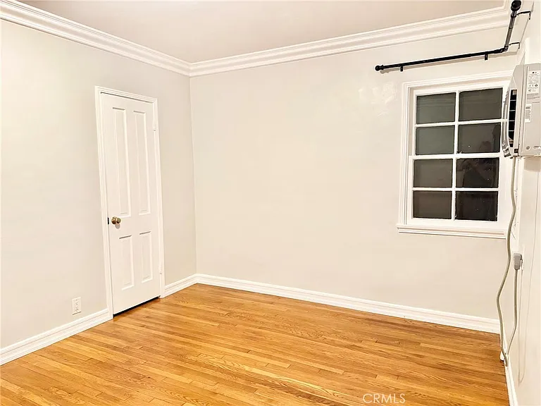 1744 Huntington Dr — Photo 36