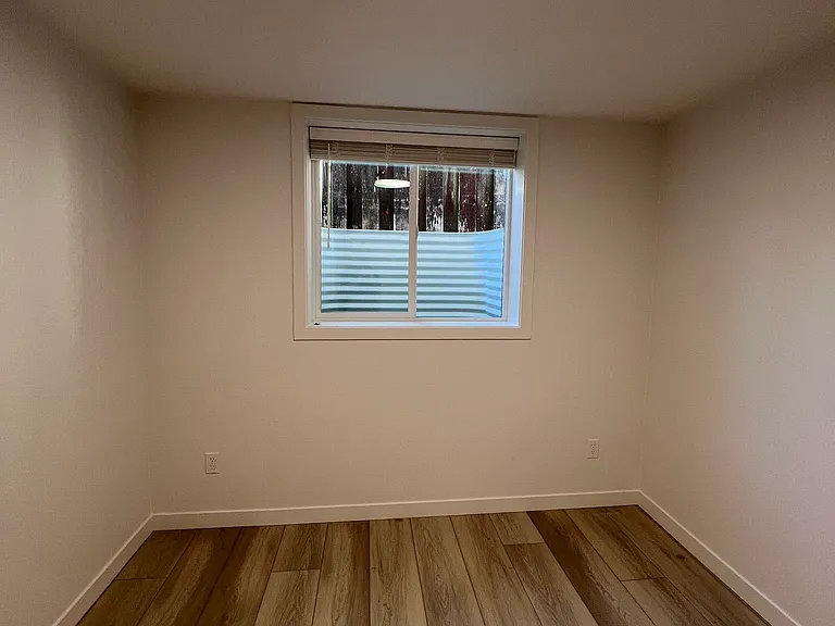 14402 SE Main St #B — Photo 36