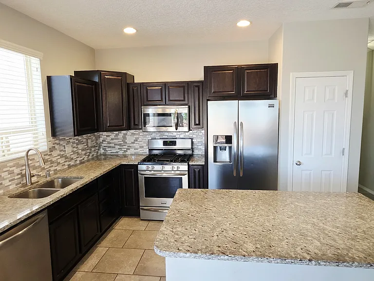 8804 Camp Verde St NW — Photo 8