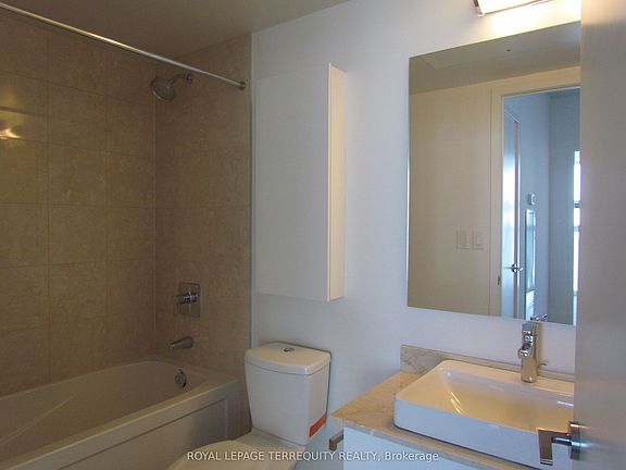 5th image of 12 York St #5310