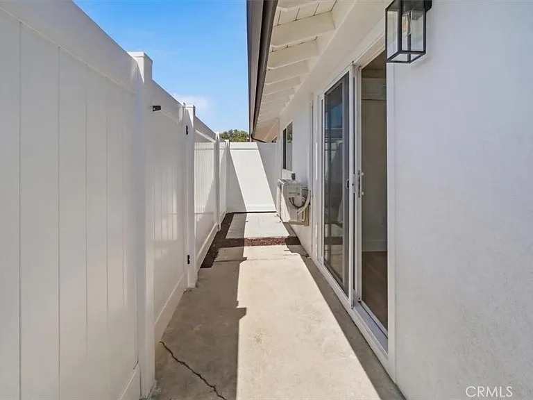 307 N Tustin Ave #A — Photo 15