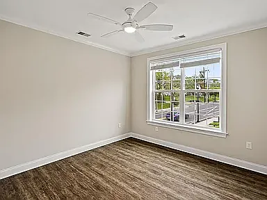 1 bed, 700 sqft, $1,825 — Photo 3