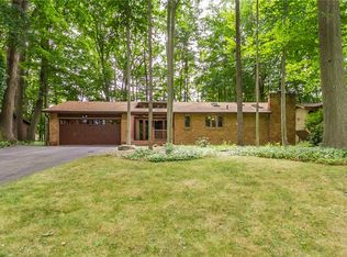 454 True Hickory Dr, Rochester, NY 14615