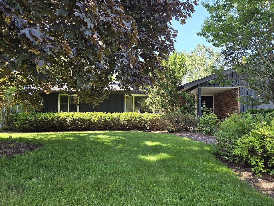 1st image of 1231 Riverview DRIVE