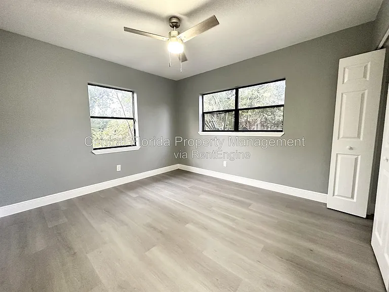 1413 Carlson Dr — Photo 6