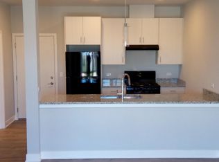 3210 S Archer Ave #402, Chicago, IL 60608