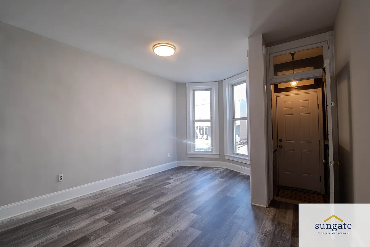 Building Photo - 3507 Elm Ave
