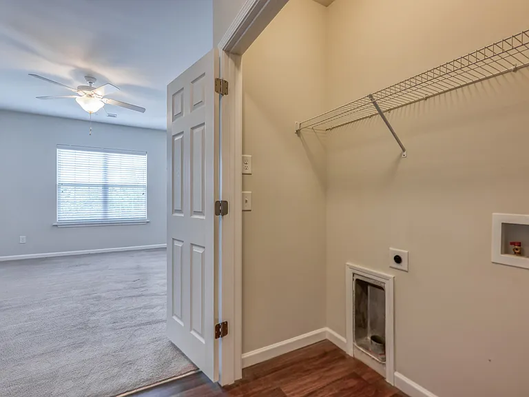 Reserve at Park West — Photo 20