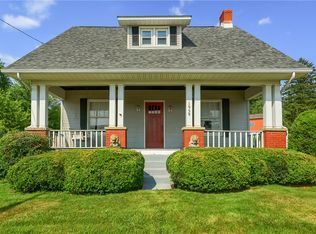 1958 Brodhead Rd, Aliquippa, PA 15001