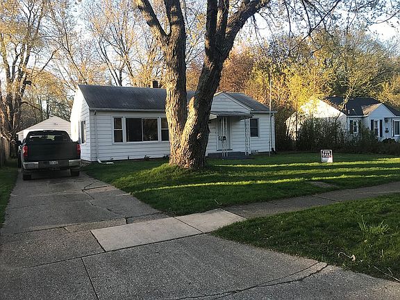 2nd image of 2131 Glendale Blvd