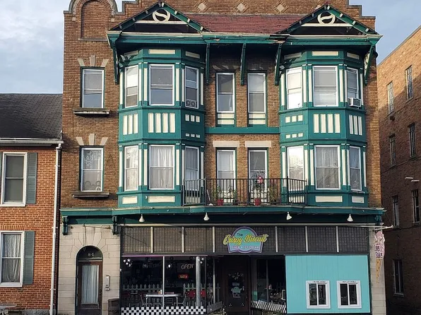 84-88 W Main St, Waynesboro, PA 17268