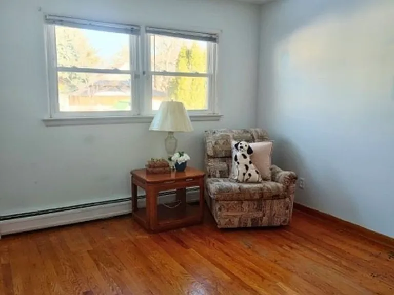 158 Pierre Ave #1 — Photo 8