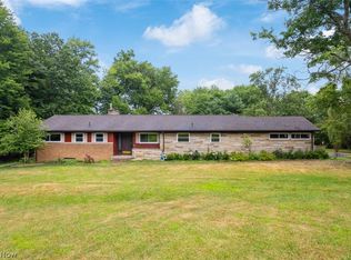 675 Timberline Dr, Akron, OH 44333