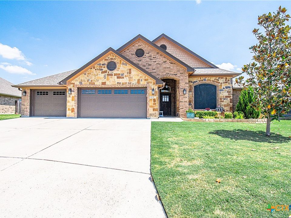 1st image of 2613 Paisley Dr