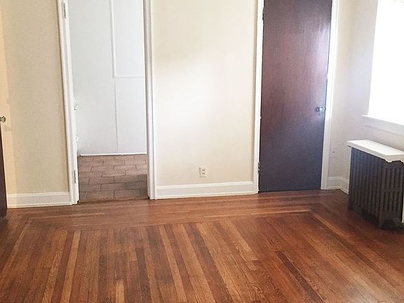 4th image of 3304 Jefferson Ave APT 202