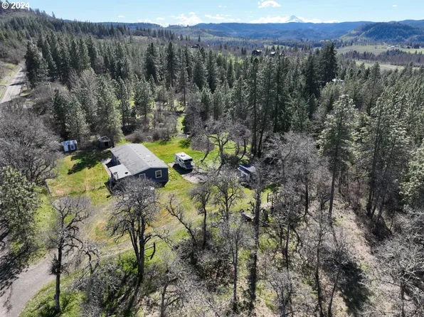 1275 Morgensen Rd, Mosier, OR 97040