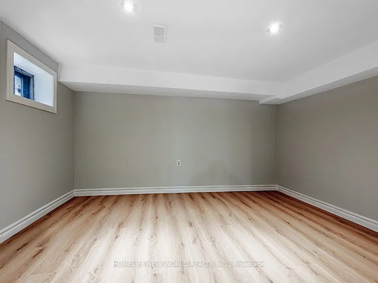 133 Shanly St #LOWER — Photo 5