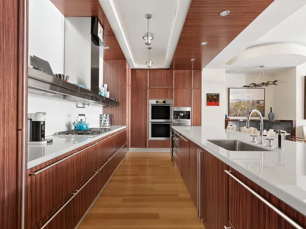 32 West 18th Street image 7 of 18