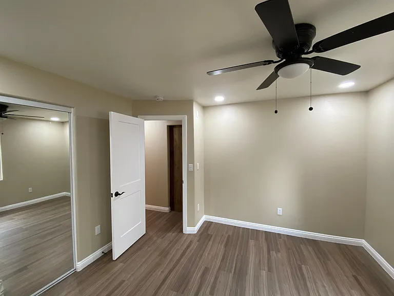 1044 Circle Ln #C — Photo 21