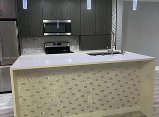 10378 Fairway Rd #0, Hollywood, FL 33026