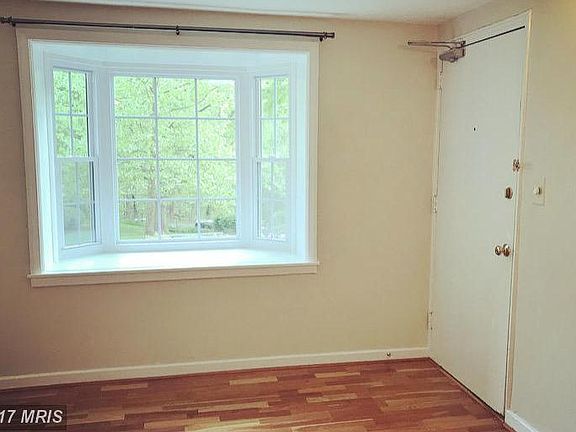 4th image of 802 S Arlington Mill Dr APT 104
