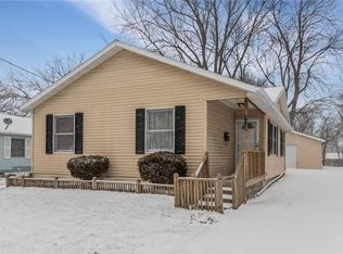 1447 E 17th Ct, Des Moines, IA 50316