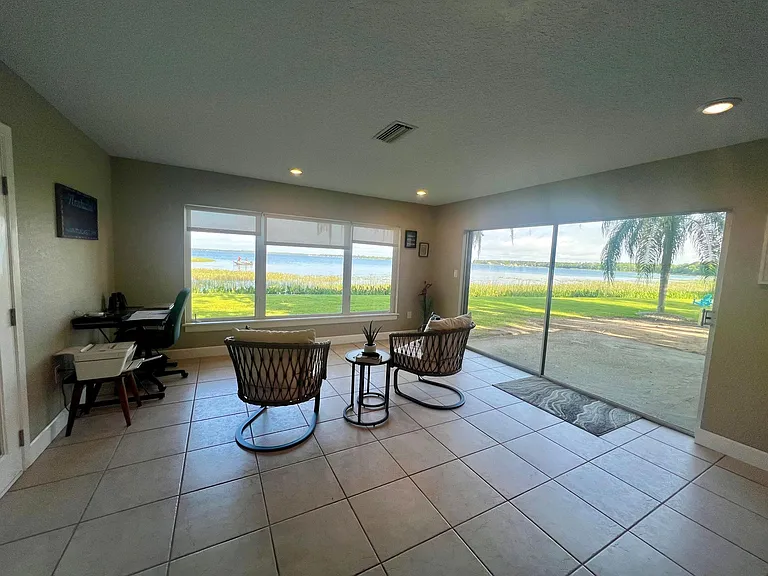 33911 Shady Acres Rd — Photo 14