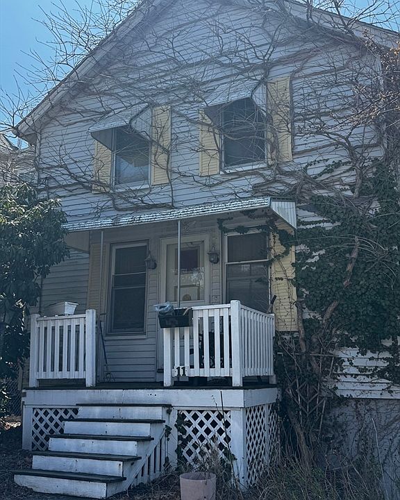 2nd image of 11 Pecksuot Rd