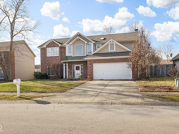 3rd image of 5240 Deer Creek Dr