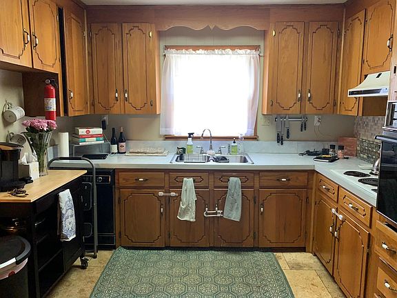 Kitchen Cooking Half