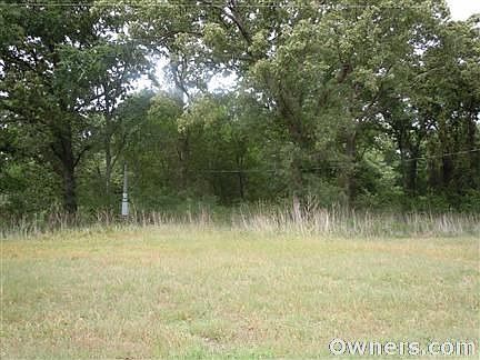 1st image of 1914 Emma Dr