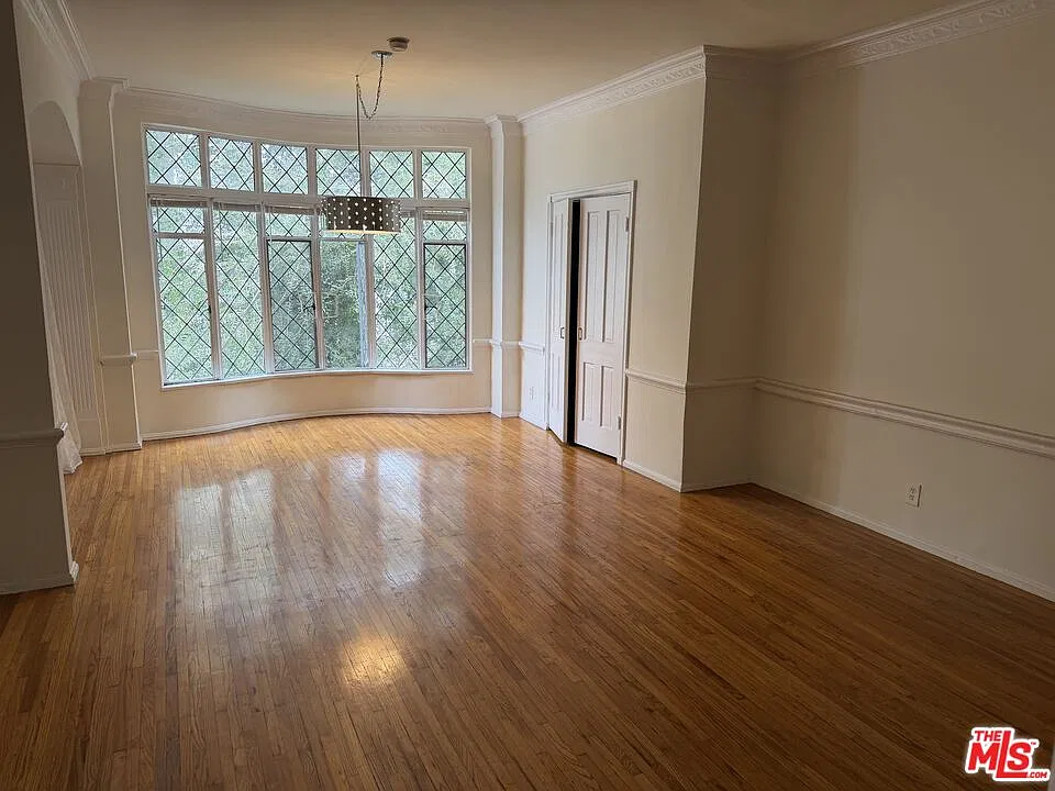 Studio, 1.0 bath, 700 sqft, $3,095 — Photo 3