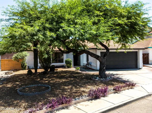 226 N Jacs Pl, Tucson, AZ 85748