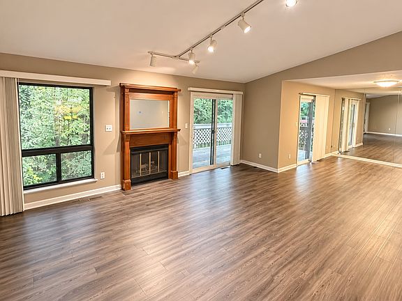 3rd image of 40 Catalpa Way