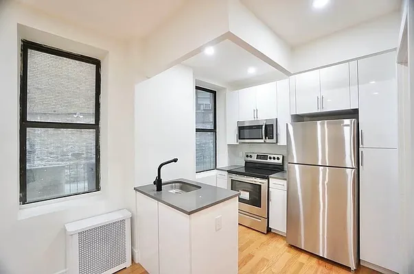 Rented by BRICK & GALO REALTY CORP | media 12