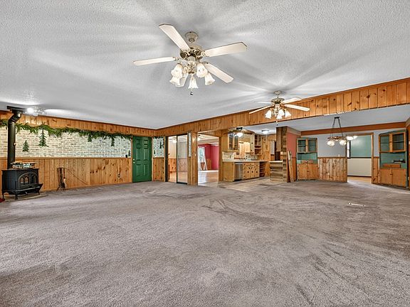 36th image of 111 Candlewood Ln
