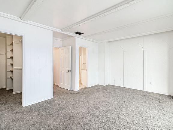 2225 9th St SE-5_05172021