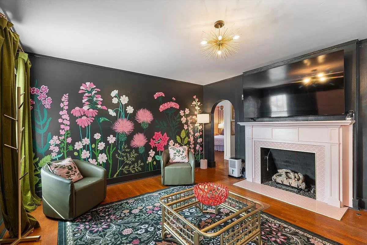 3 bed, 2.0 bath, 1448 sqft, $3,000 — Photo 4
