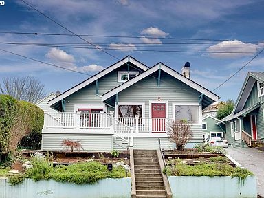 1359 Irving Ave Astoria Or 97103 Zillow