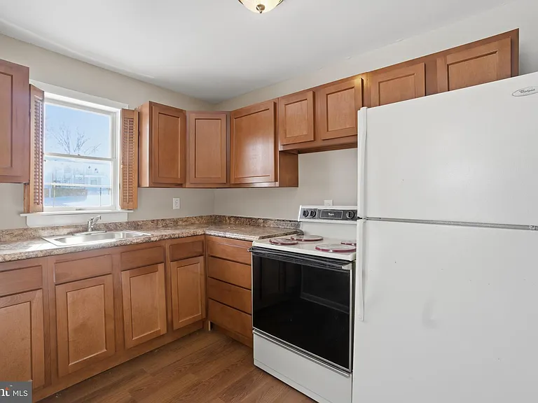 5605 Shelbourne Rd #B — Photo 9