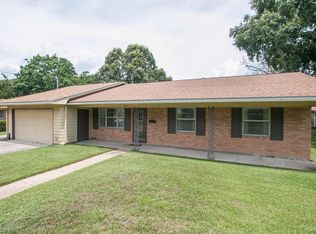 2419 Middlecoff Dr, Gulfport, MS 39507