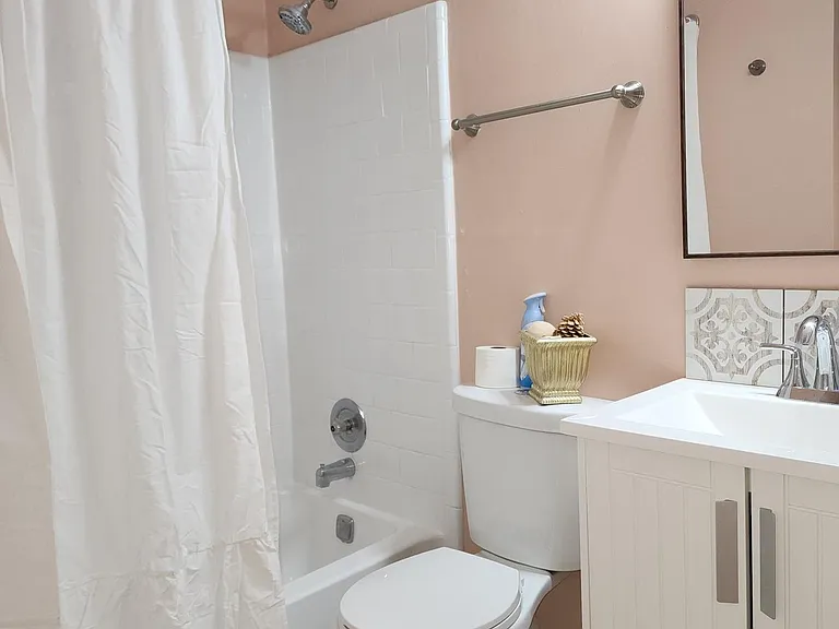 2nd/guest Bath