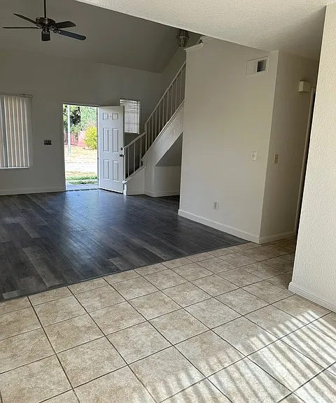 2718 Birchwood Ct — Photo 3