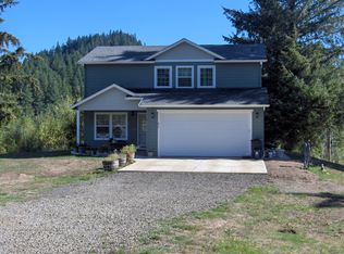 810 NE Meadow Hill Dr, Toledo, OR 97391